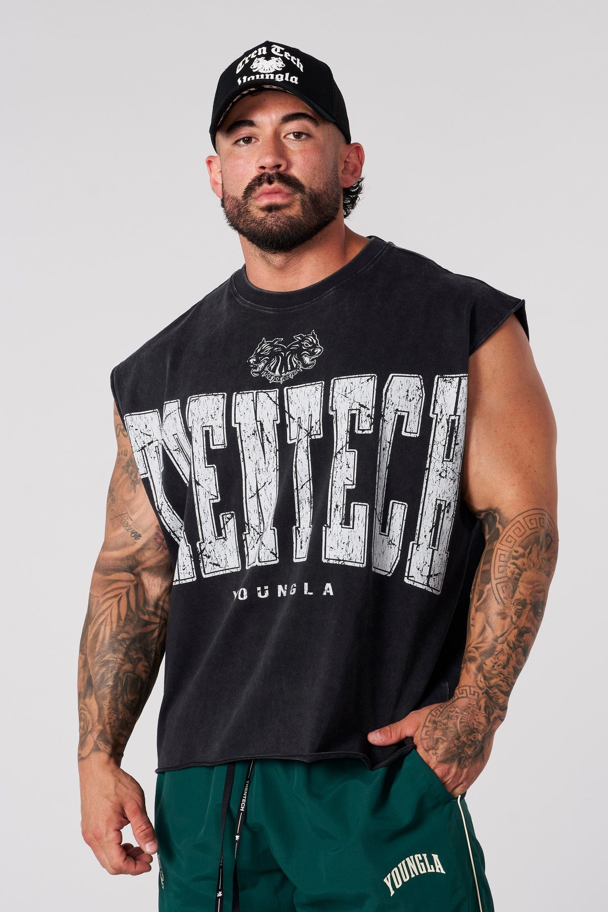3044 - Tren Twins Badass Cut Offs