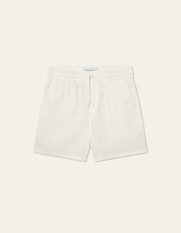 Les Deux Charlie Short