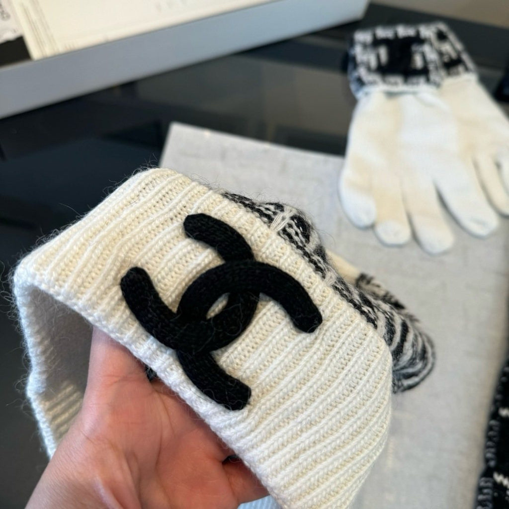 Chanel Black and Ivory Knit Accessory Set