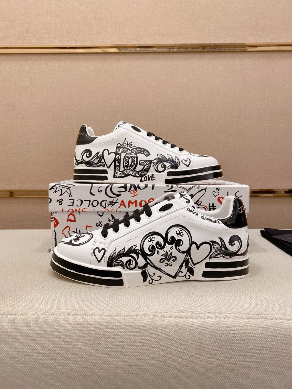 Dolce & Gabbana White Graphic Lace-Up Sneakers